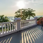 Sound Of The Sea Villa Pd